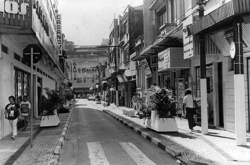 pastaaz_206_rua_frei_caneca_vista_joo_pessoa_fotgrafo_jos_herrera_1988.jpg