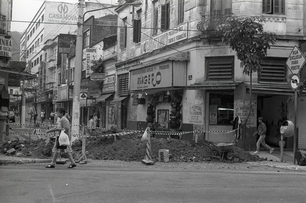 secom_015_01_045_folha01_tira01_fot_022.jpg